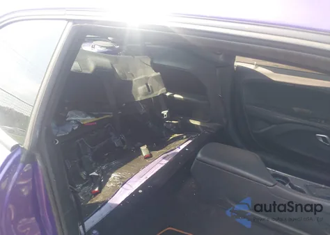 2016 Dodge Challenger R/T Plus Shaker z USA, uszkodzony, nr VIN 2C3CDZBT9GH176262